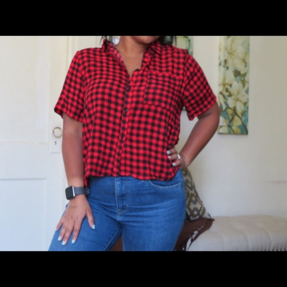 Button down top! - Picture 2 of 4